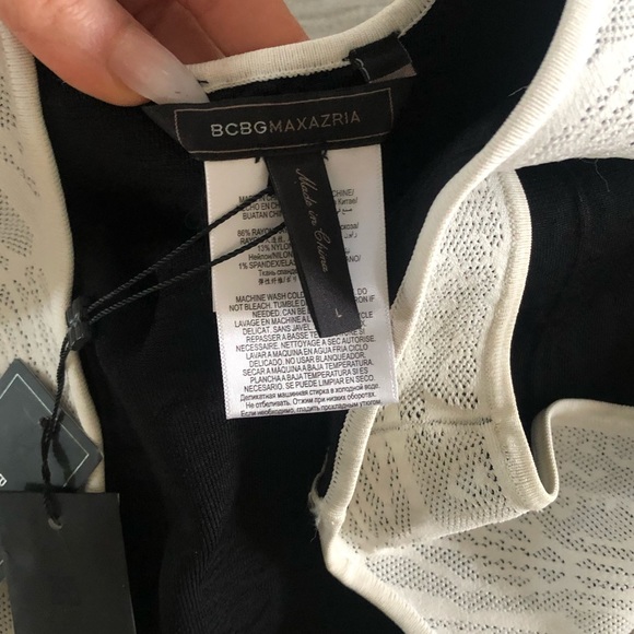 Stunning Fitted Dress - Picture 4 of 8